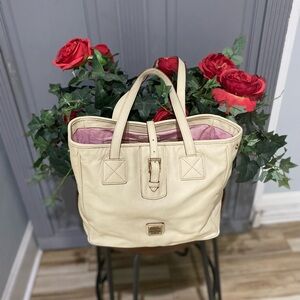 Dooney & Bourke Vintage Pebbled Leather Cream Adjustible Tote Bag